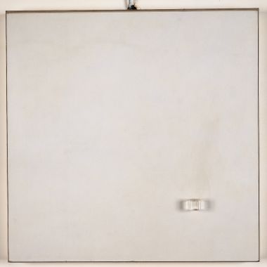 Klaphan Peter, Homage to Calderara - 1967, plastica con inserto di plexiglass, 35x35cm Klaphan Peter, Homage to Calderara - 1967, plastica con inserto di plexiglass, 35x35cm